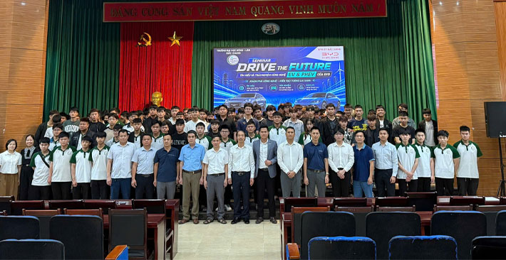 BYD Bắc Giang Đồng Hành Cùng Sinh Viên – Hội Thảo Công Nghệ EV & PHEV Tại Trường Đại Học Nông – Lâm Bắc Giang